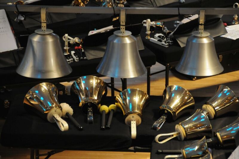 Malmark Handbells - ready for concert